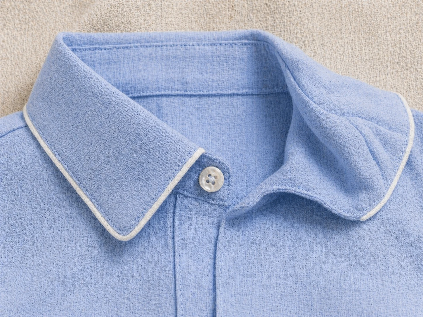 Body Camisa com gola e colarinho entretelados em um lado só · abertura entre as pernas · Jardineira Premium